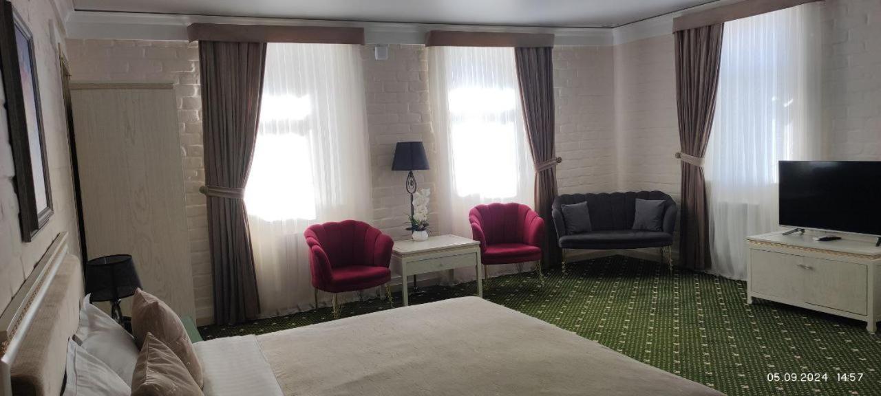 Bek Plus Hotel Takchilik Eksteriør billede