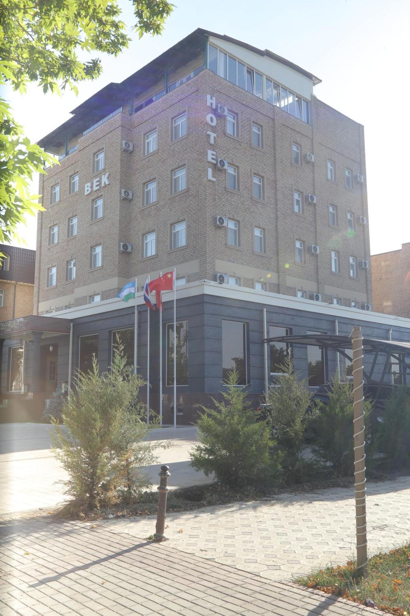 Bek Plus Hotel Takchilik Eksteriør billede